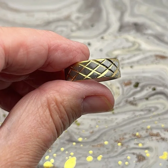 Silver & Gold Ring, Men’s or Women’s - Picture 4 of 4